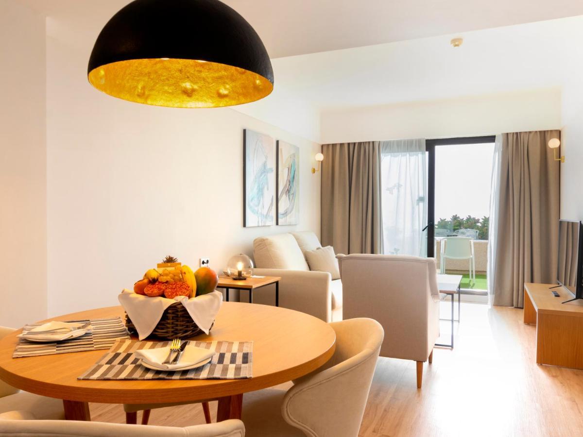 Hotel Alexandre Grand Teguise Playa Costa Teguise Esterno foto