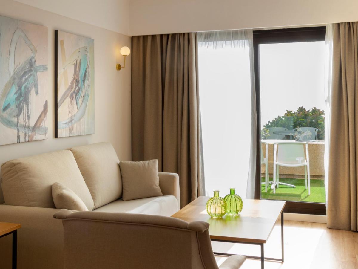 Hotel Alexandre Grand Teguise Playa Costa Teguise Esterno foto