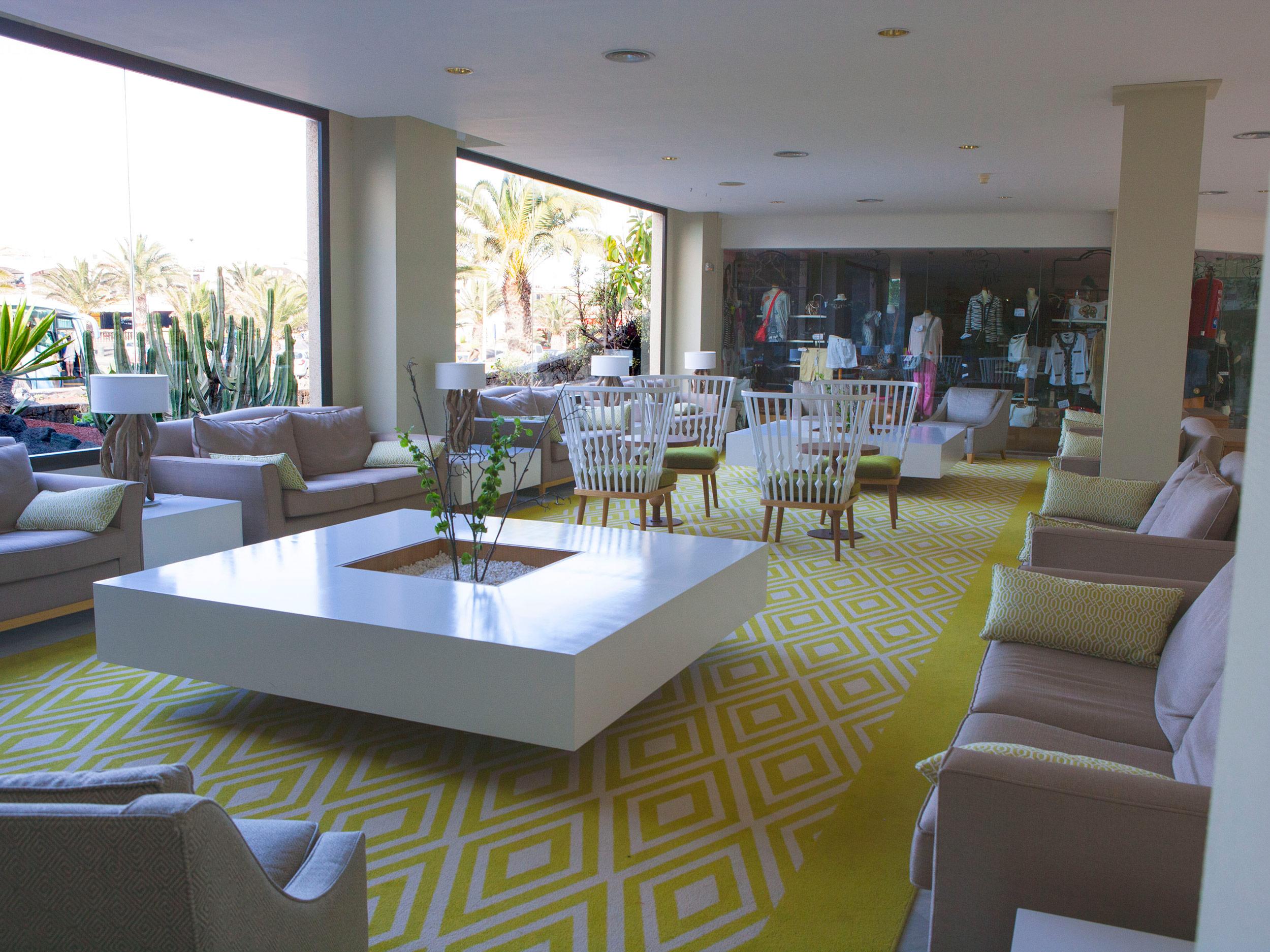Hotel Alexandre Grand Teguise Playa Costa Teguise Esterno foto