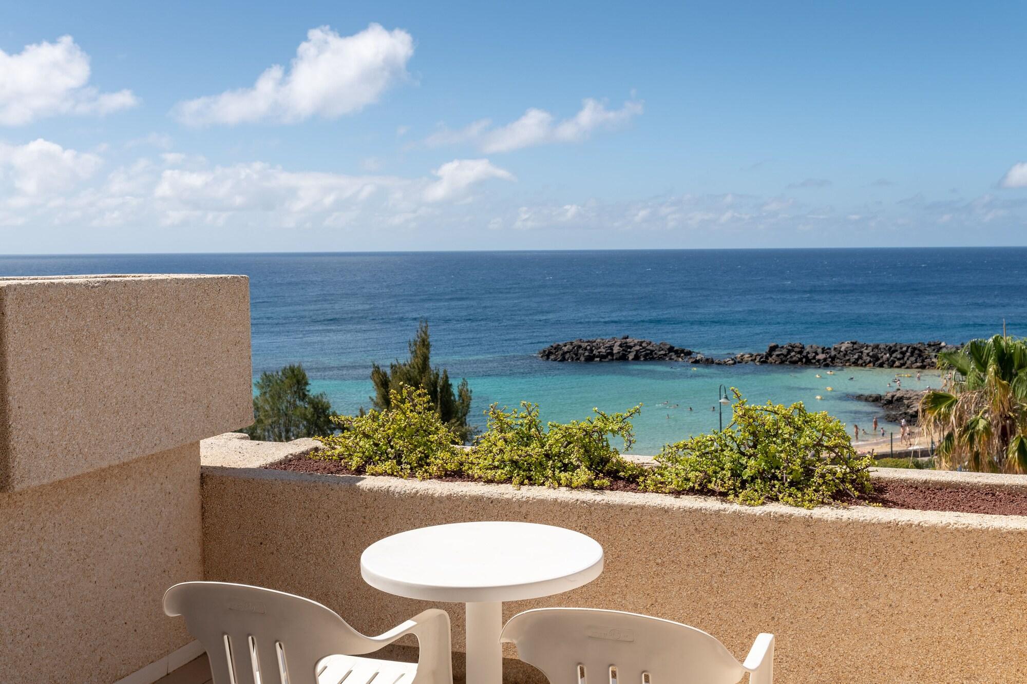Hotel Alexandre Grand Teguise Playa Costa Teguise Esterno foto