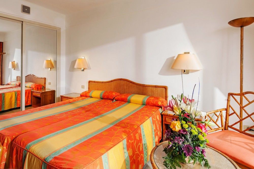 Hotel Alexandre Grand Teguise Playa Costa Teguise Esterno foto