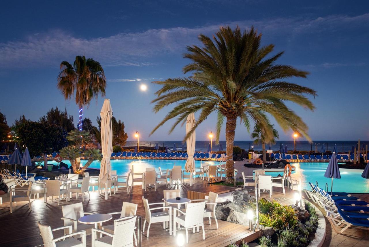 Hotel Alexandre Grand Teguise Playa Costa Teguise Esterno foto
